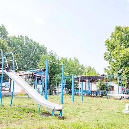 Gospodarstwo wiejskie Silitur Achtopol