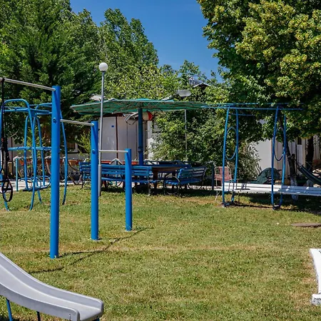 منزل ريفي Silitur *